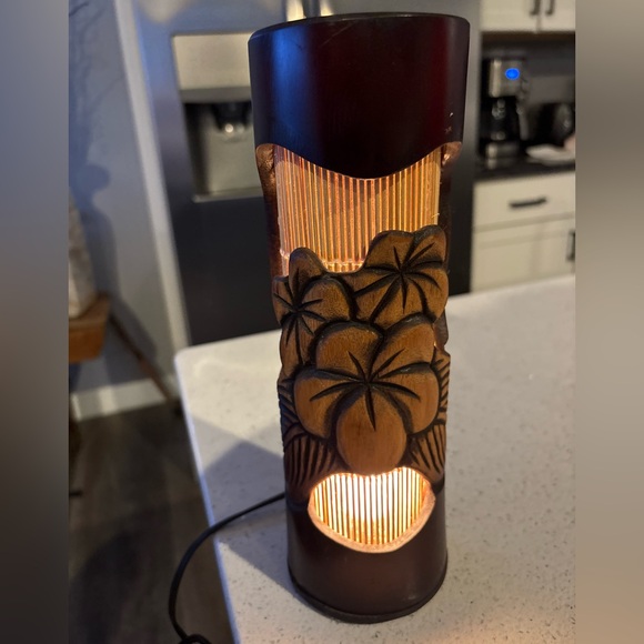 Vintage Hand-crafted Mango Wood Bamboo Hibiscus Carved Hawaiian Tiki Bar Lamp